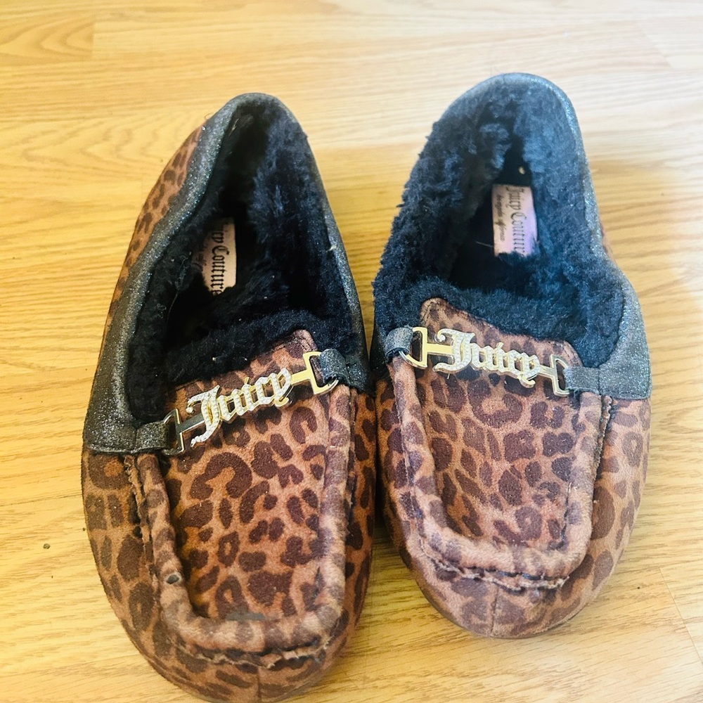 Juicy Couture Brown Leopard Loafers with Gold Detail as 7/8